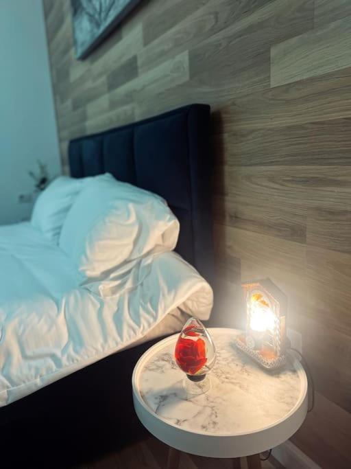 Art'S Apartment Tiranë Ngoại thất bức ảnh