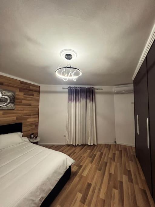 Art'S Apartment Tiranë Ngoại thất bức ảnh