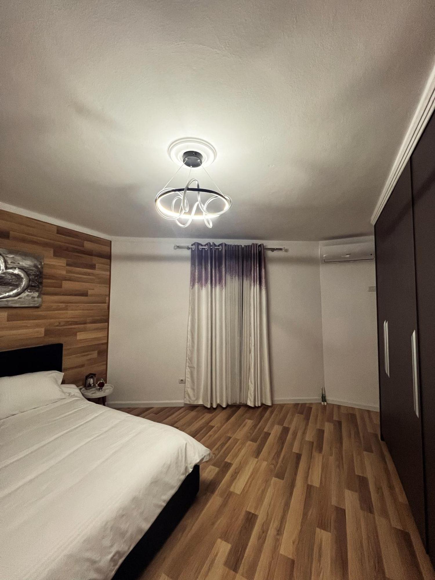 Art'S Apartment Tiranë Ngoại thất bức ảnh