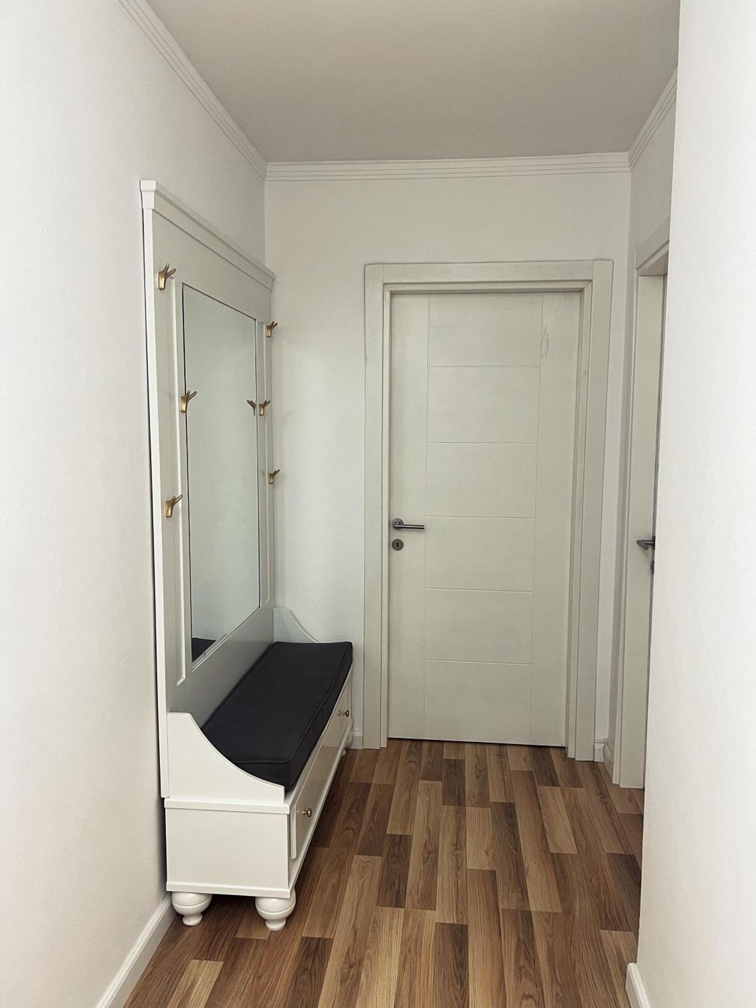 Art'S Apartment Tiranë Ngoại thất bức ảnh